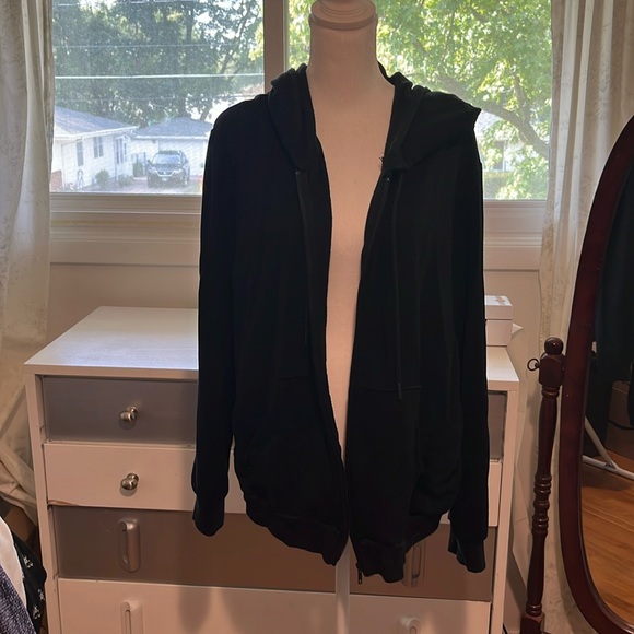 Black Eddie Bauer zip up hoodie. Size XXL - Picture 1 of 3